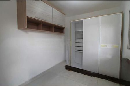 Casa à venda com 4 quartos, 200m² em Jardim Regis, São Paulo