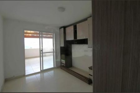 Casa à venda com 4 quartos, 200m² em Jardim Regis, São Paulo