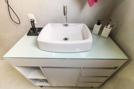 Apartamento à venda com 38m², 1 quarto e sem vagaBanheiro
