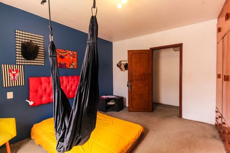 Casa para alugar com 240m², 4 quartos e 2 vagas Casa para alugar com 240m², 4 quartos e 2 vagasQuarto 2 - Suíte