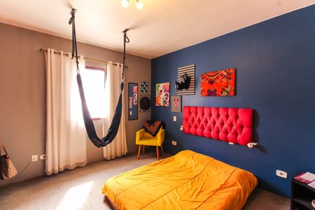 Casa para alugar com 240m², 4 quartos e 2 vagas Casa para alugar com 240m², 4 quartos e 2 vagasQuarto 2 - Suíte