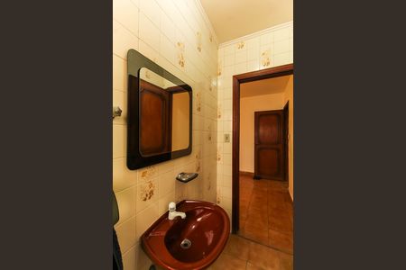 Casa para alugar com 240m², 4 quartos e 2 vagas Casa para alugar com 240m², 4 quartos e 2 vagasLavabo