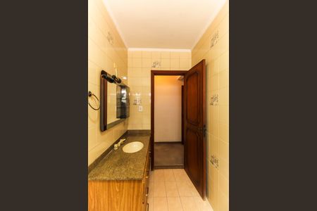 Casa para alugar com 240m², 4 quartos e 2 vagas Casa para alugar com 240m², 4 quartos e 2 vagasBanheiro da Suíte 3
