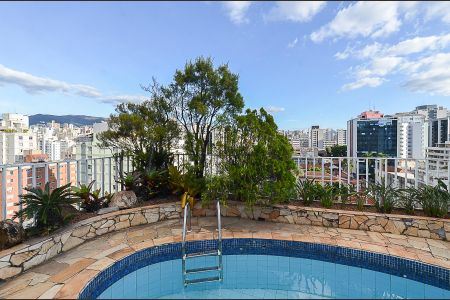 Apartamento à venda com 238m², 4 quartos e 2 vagas Apartamento à venda com 238m², 4 quartos e 2 vagasCobertura