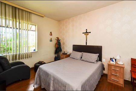 Apartamento à venda com 238m², 4 quartos e 2 vagas Apartamento à venda com 238m², 4 quartos e 2 vagasSuíte
