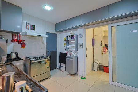 Apartamento à venda com 2 quartos, 72m² em Anchieta, Belo Horizonte