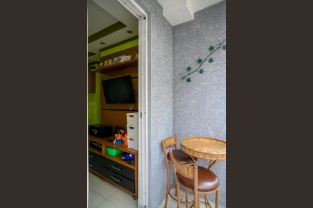 Varanda de apartamento à venda com 2 quartos, 47m² em Vila Santa Luzia, São Paulo