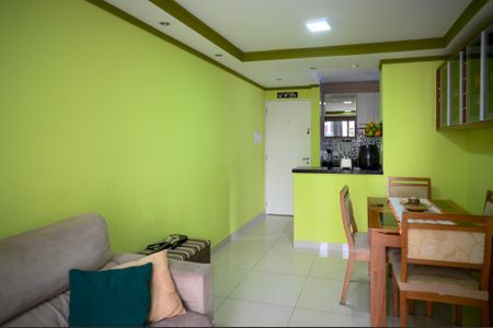 Sala de apartamento à venda com 2 quartos, 47m² em Vila Santa Luzia, São Paulo
