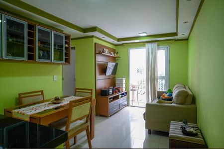 Sala de apartamento à venda com 2 quartos, 47m² em Vila Santa Luzia, São Paulo
