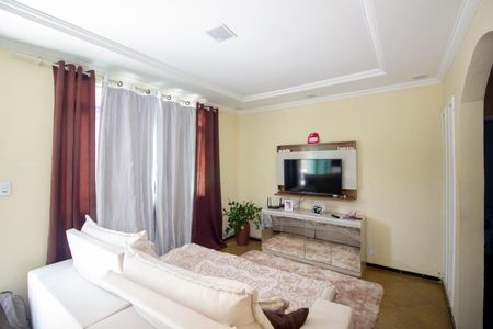 Sala de casa para alugar com 2 quartos, 200m² em Tropical, Contagem