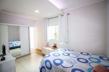 Quarto Suíte de casa para alugar com 2 quartos, 200m² em Tropical, Contagem