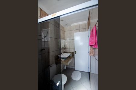 Casa para alugar com 200m², 2 quartos e 2 vagasBanheiro da Suíte