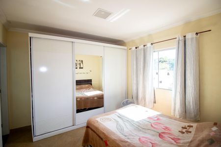 Casa para alugar com 200m², 2 quartos e 2 vagasQuarto Suíte 1