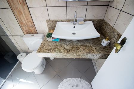 Casa para alugar com 200m², 2 quartos e 2 vagasBanheiro da Suíte