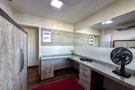 Apartamento para alugar com 210m², 4 quartos e 3 vagasEscritório