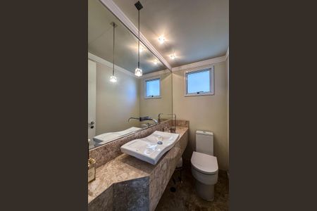 Apartamento para alugar com 210m², 4 quartos e 3 vagasLavabo