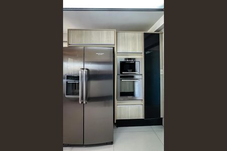 Apartamento para alugar com 210m², 4 quartos e 3 vagasCozinha
