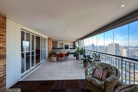 Apartamento para alugar com 210m², 4 quartos e 3 vagasVaranda gourmet