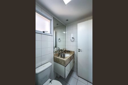 Apartamento para alugar com 210m², 4 quartos e 3 vagasBanheiro da Suíte 2