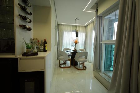 Apartamento à venda com 96m², 3 quartos e 2 vagasVaranda da Sala 