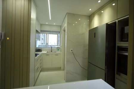Apartamento à venda com 96m², 3 quartos e 2 vagasCozinha 