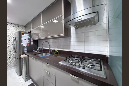 Apartamento à venda com 118m², 4 quartos e 2 vagasCozinha e Área de Serviço