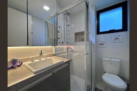 Apartamento à venda com 118m², 4 quartos e 2 vagasSuíte 2 - Banheiro
