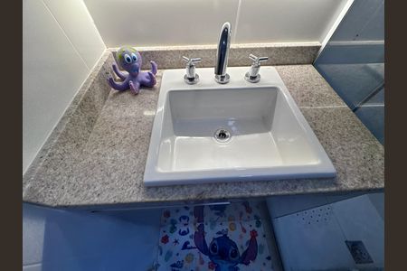 Apartamento à venda com 118m², 4 quartos e 2 vagasSuíte 2 - Banheiro