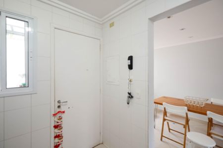 Casa de condomínio para alugar com 110m², 3 quartos e 3 vagasCozinha - Armários