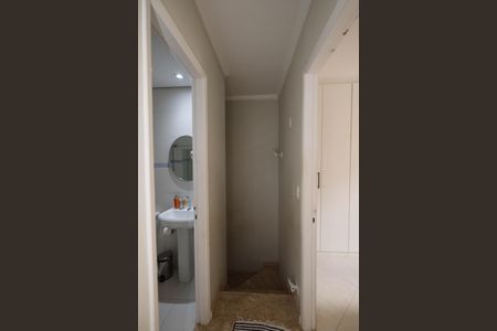 Casa de condomínio para alugar com 110m², 3 quartos e 3 vagasCorredor
