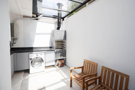 Varanda da Sala  de casa de condomínio para alugar com 3 quartos, 110m² em Vila Santos, São Paulo