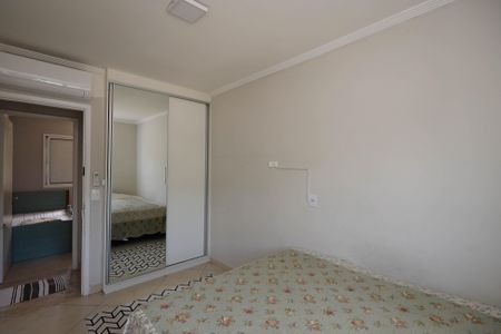 Casa de condomínio para alugar com 110m², 3 quartos e 3 vagasSuíte 
