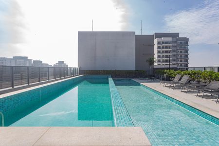 Apartamento para alugar com 33m², 1 quarto e sem vagaÁrea comum - Piscina