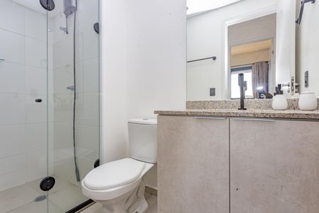 Banheiro de apartamento para alugar com 1 quarto, 33m² em Ipiranga, São Paulo
