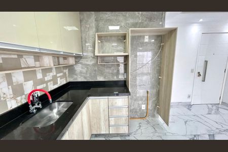Apartamento para alugar com 66m², 2 quartos e 1 vagaCozinha