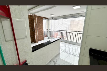 Apartamento para alugar com 66m², 2 quartos e 1 vagaÁrea de Serviço