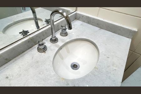 Apartamento para alugar com 66m², 2 quartos e 1 vagaBanheiro da Suíte