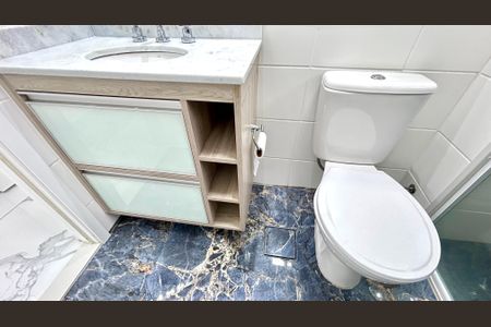 Apartamento para alugar com 66m², 2 quartos e 1 vagaBanheiro 1