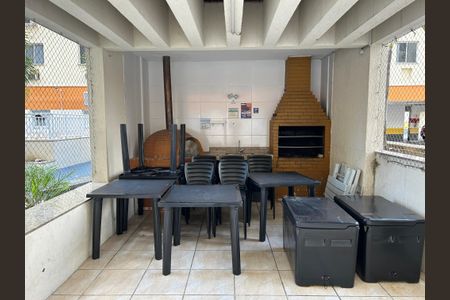 Apartamento para alugar com 50m², 2 quartos e 1 vagaÁrea comum - Churrasqueira