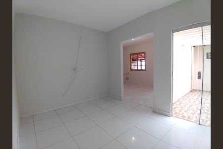 Sala de casa para alugar com 3 quartos, 120m² em Jardim das Palmeiras, Uberlândia