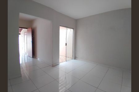 Sala de casa para alugar com 3 quartos, 120m² em Jardim das Palmeiras, Uberlândia