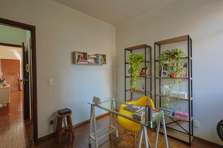 Apartamento à venda com 3 quartos, 70m² em Alto Barroca, Belo Horizonte
