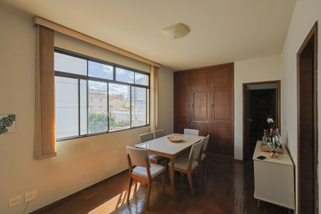Apartamento à venda com 3 quartos, 70m² em Alto Barroca, Belo Horizonte