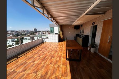 Apartamento à venda com 134m², 3 quartos e 2 vagasVaranda