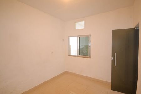 Casa para alugar com 2 quartos, 90m² em Silvânia, Nova Iguaçu