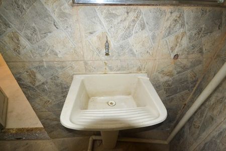 Casa para alugar com 90m², 2 quartos e 1 vaga
