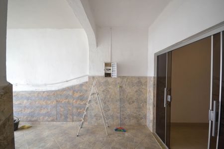 Casa para alugar com 90m², 2 quartos e 1 vaga
