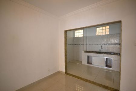 Casa para alugar com 90m², 2 quartos e 1 vaga