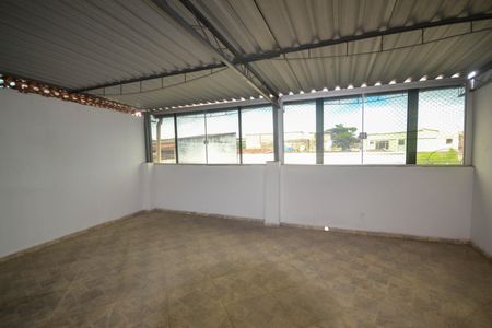 Casa para alugar com 90m², 2 quartos e 1 vaga
