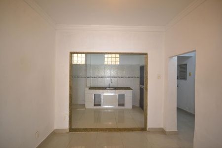 Casa para alugar com 90m², 2 quartos e 1 vaga
